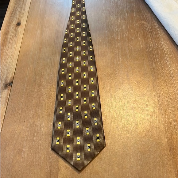 Como House Vintage silk Brown Geometric Patterned Tie - Picture 1 of 3